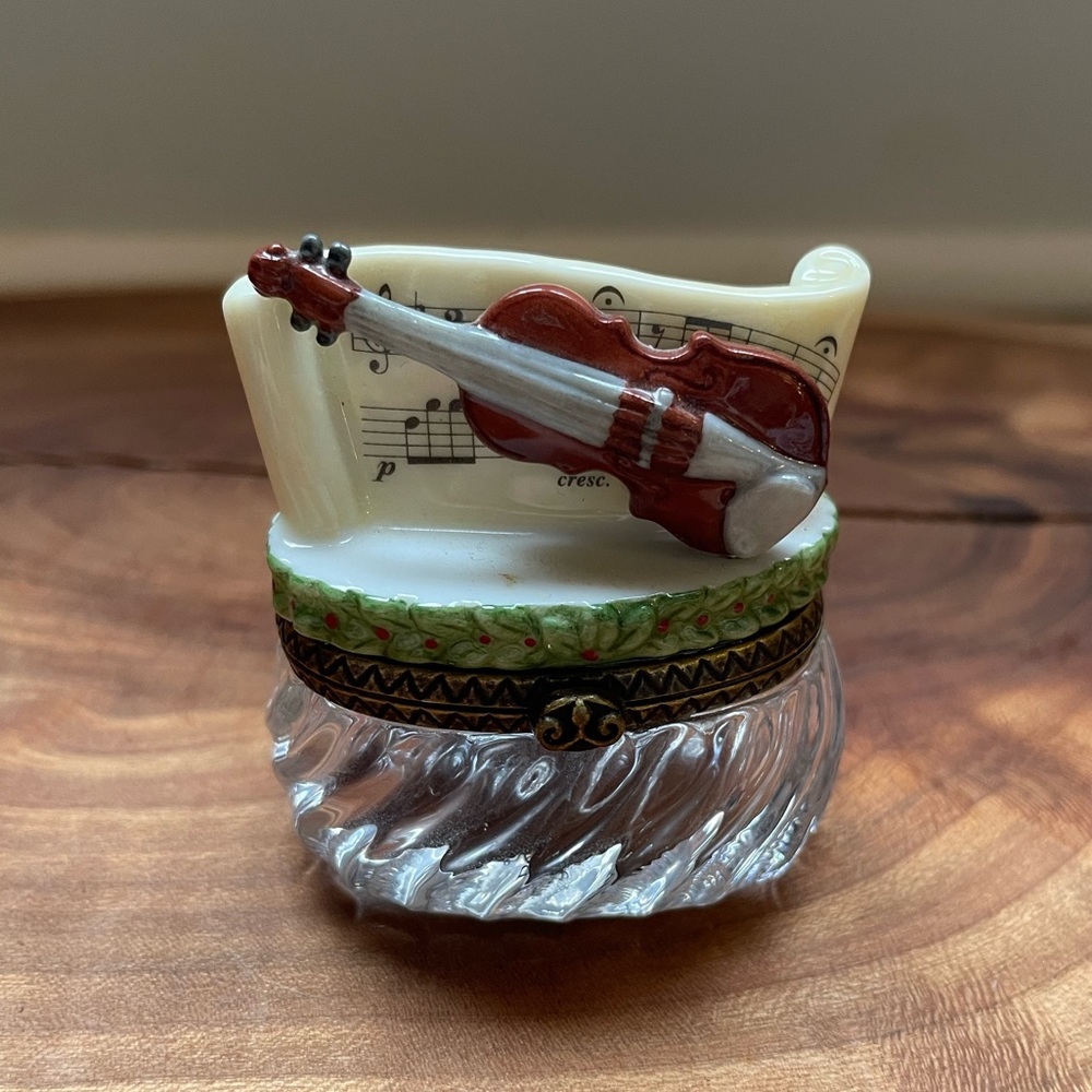 Violin Porcelain Hinged Box